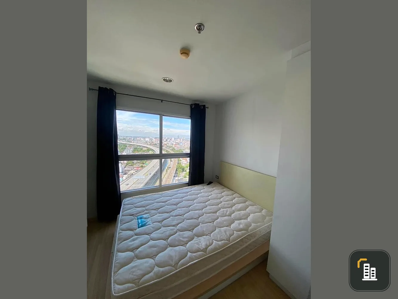Condo for sale: Rich Park at Bang Son, corner room with privacy, 25th floor, high view, complete here, must hurry to reserve.