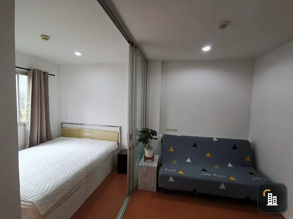 For rent or sale: Lumpini Condo Town Nida-Seri Thai, fully furnished, ready to move in, with electrical appliances and washing machine. Reserve now!