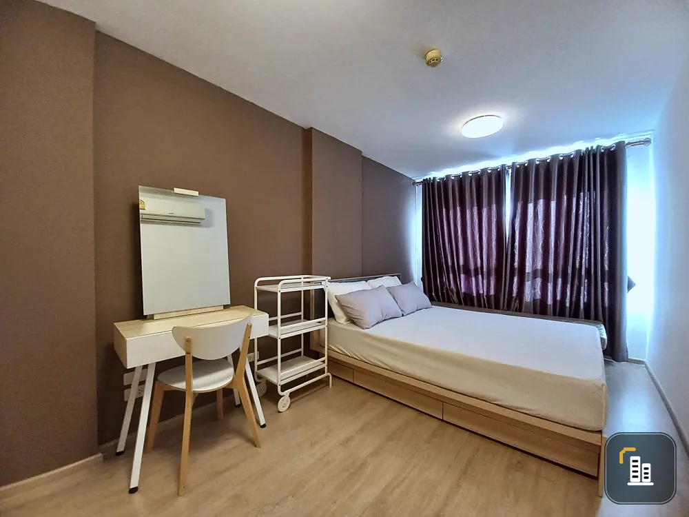 For rent, Elio Del Ray, 8th floor room, beautiful swimming pool view, comfortable, not cramped, ready to move in immediately, book now.