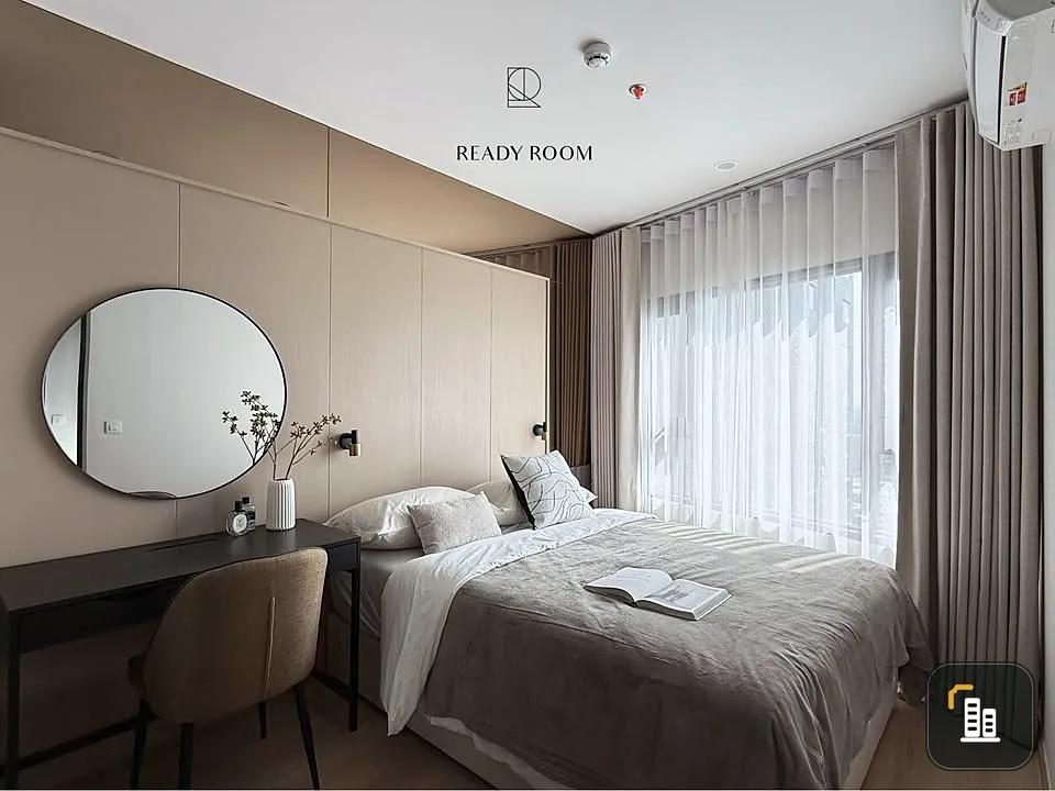 For rent Life rama4-Asoke, a beautifully decorated room, complete with furniture and electrical appliances. Just come and move in.