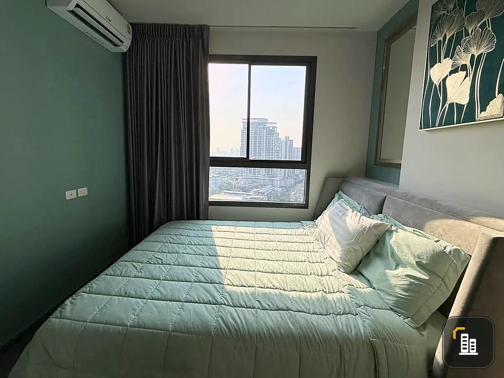 For rent: Ideo Sukhumvit - Rama 4, 19th floor, comes with complete furniture and appliances. Reserve now, urgently.