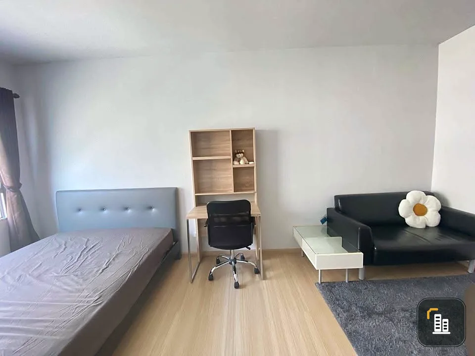 For sale, for rent, Plum Condo Samakkhi, simply decorated, complete set of furniture, just bring yourself and move in.