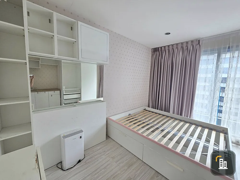 For sale, for rent, Ideo Mobi Wong Sawang Interchange, private corner room, fully furnished room..Rose gold/white tone