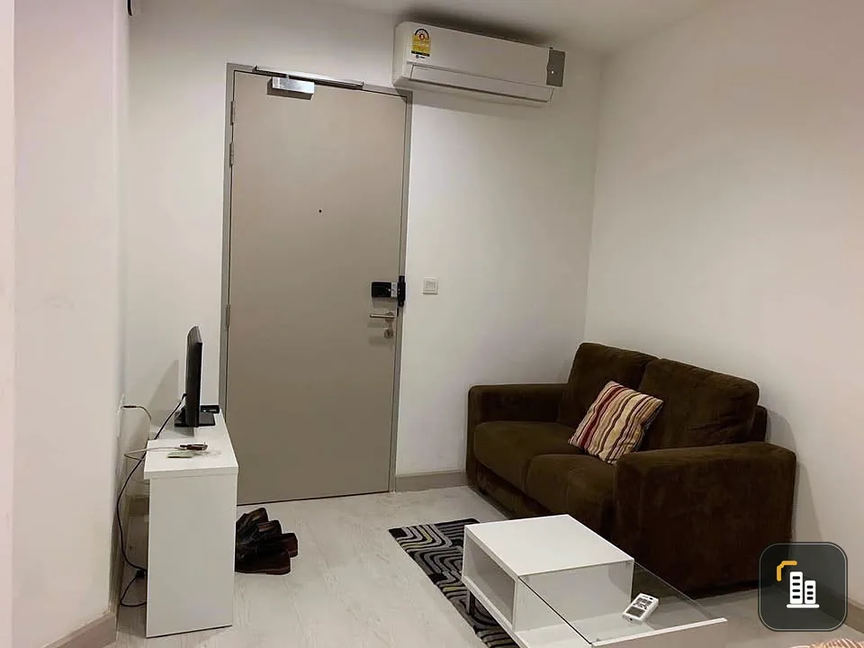 For rent: Ideo Mobi Phaya Thai, corner room, unobstructed view, fully furnished, move in now, don't hesitate.