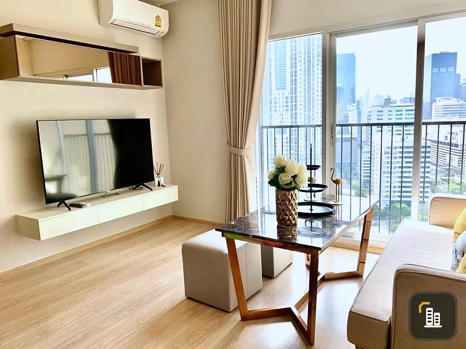 For rent: Noble Revolve Ratchada 2, 2 bedrooms, 2 bathrooms, high floor, fully furnished, hurry up and grab it!