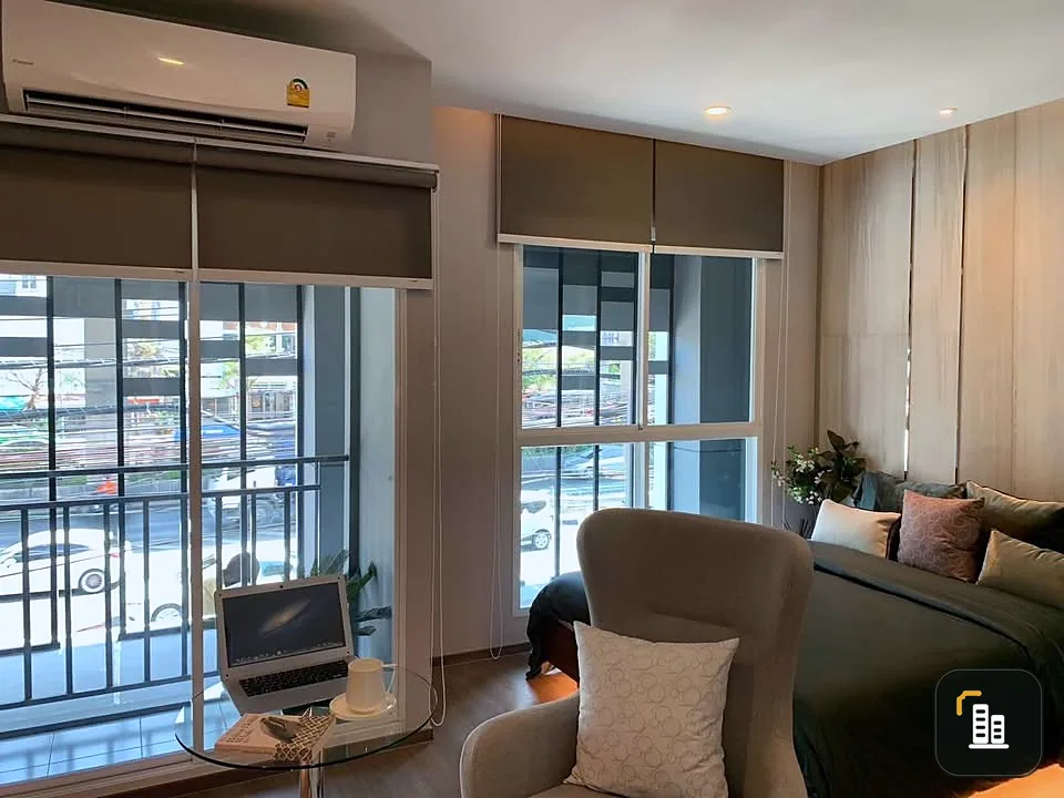 Selling down payment Place 168 Pinklao, corner room, size 26 sq m., 6th floor, no blocked view, affordable price, reserve now.