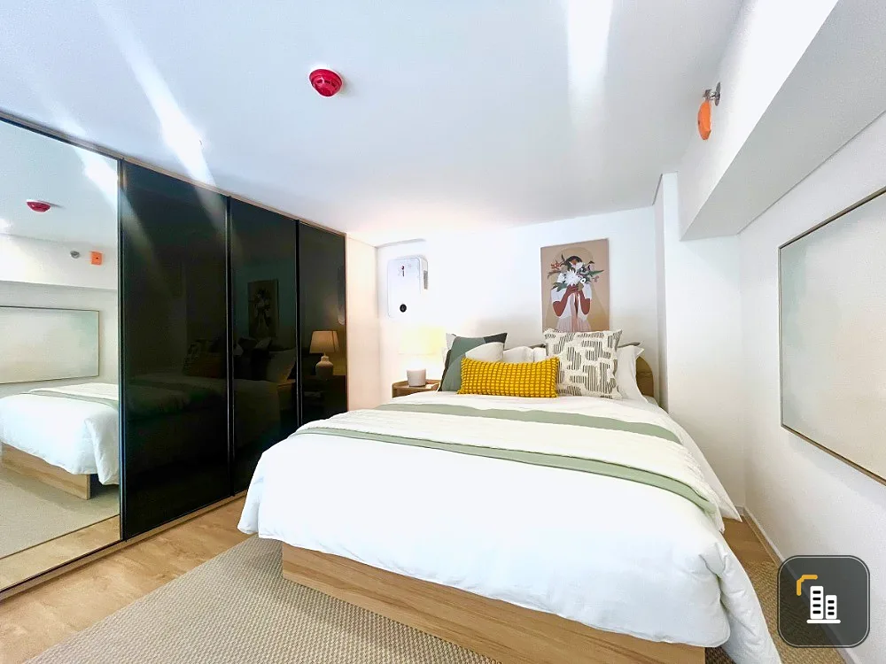 For sale Landmark @MRTA Station, 24th floor, no buildings blocking the view, city view, good project, worth living, reserve now, don't miss out.