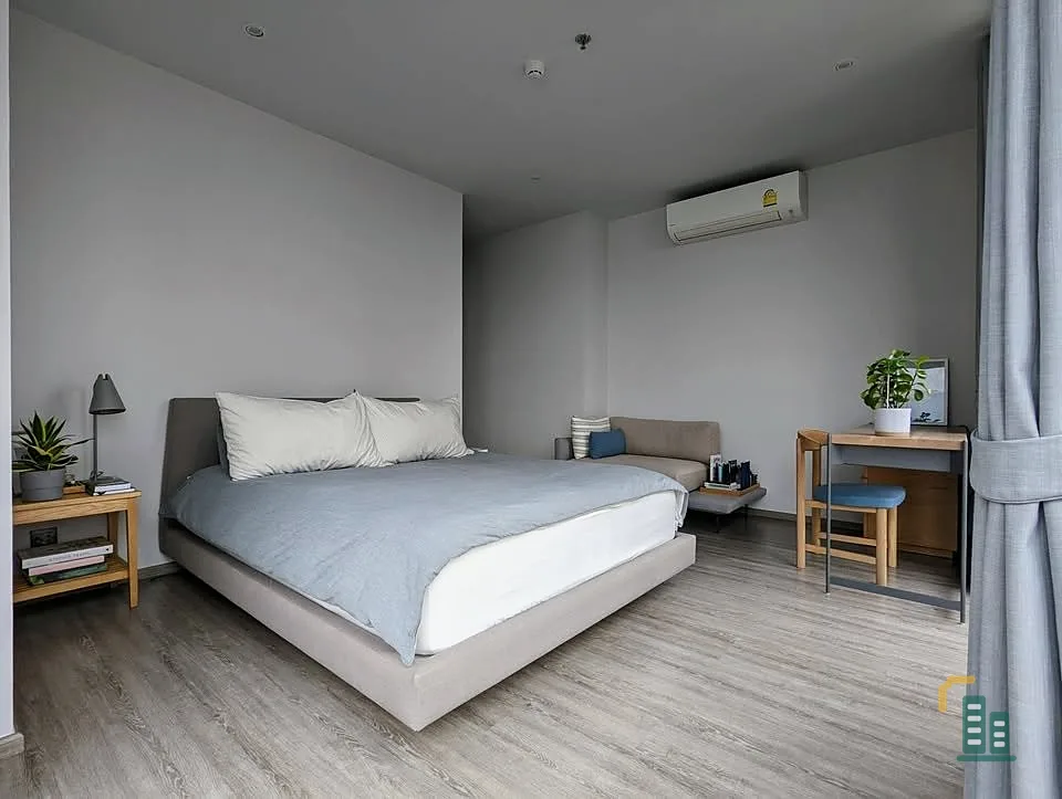For sale or rent: Rhythm Ekkamai, 70 sq m unit, fully furnished (10th floor). Don't miss out!