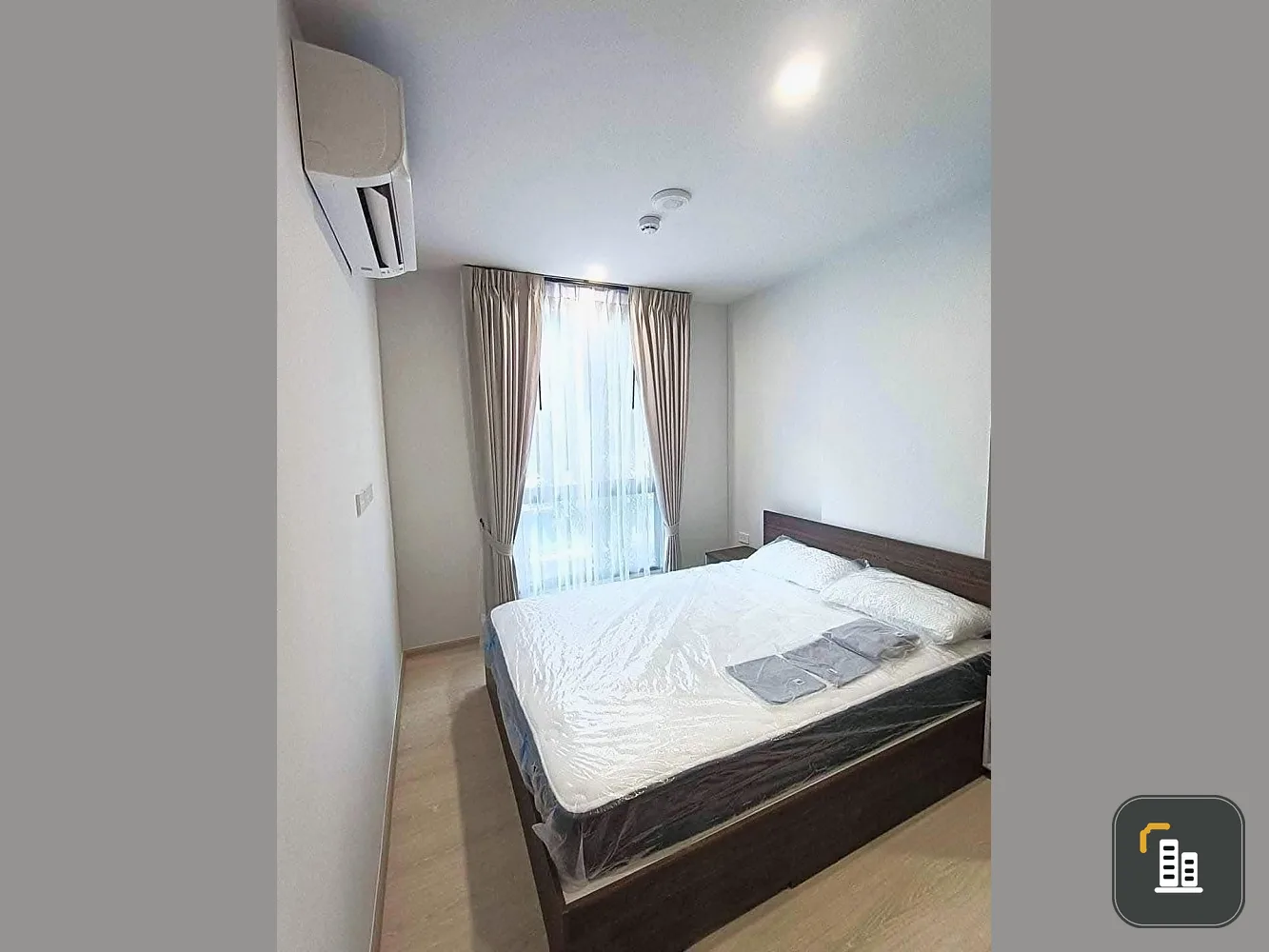 Urgent sale: New Cross Kookot Station, Building E, 1st floor, swimming pool view, reasonable price, great for own use or investment.