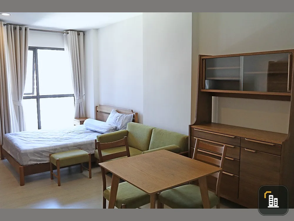 For rent: Rhythm Asoke 2, 14th floor, fully furnished with appliances. Interested in owning this property? Book now! Don't wait!