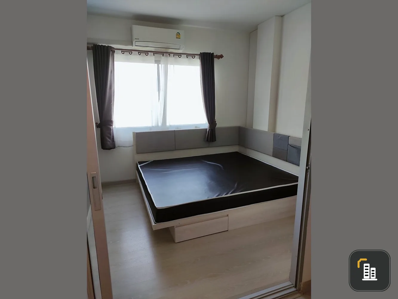 For rent: Niche ID Seri Thai-Wongwaen, Building C, 7th floor, fully furnished, beautiful room condition, don't miss it.