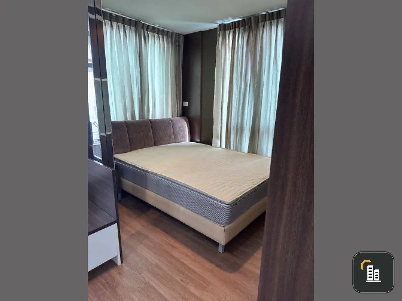 For sale: Atrium Phahonyothin-Sutthisan, 5th floor, corner room, swimming pool view, beautifully decorated, built-in, nice to live in, reserve now, ur