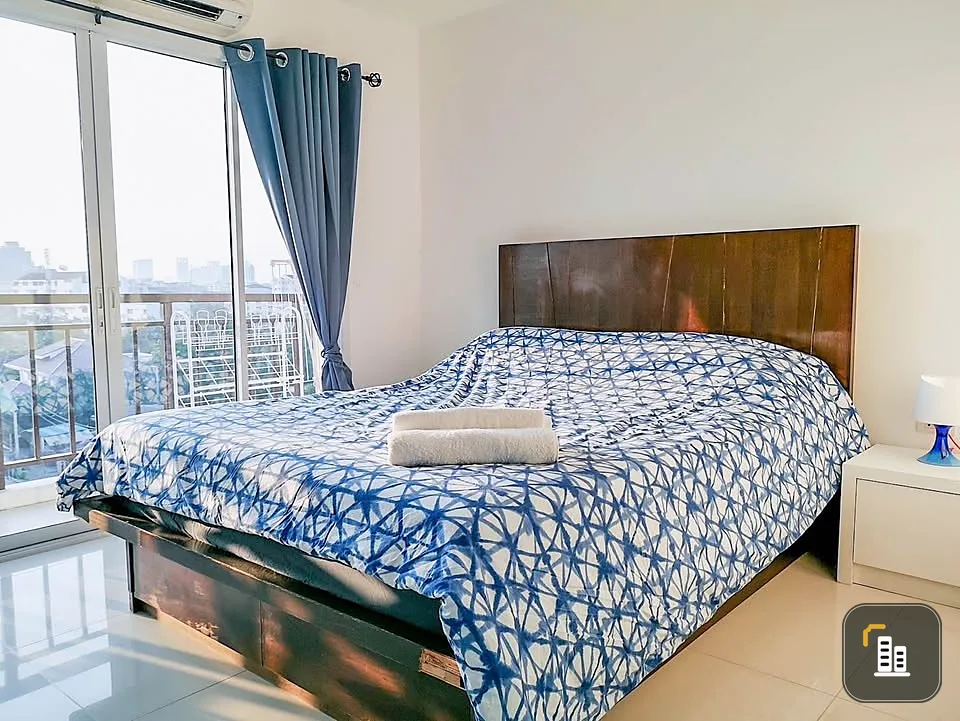 For sale: The Private at Suthisan, 8th floor, highest floor, beautiful city view, full of facilities. You will regret it if you miss it.