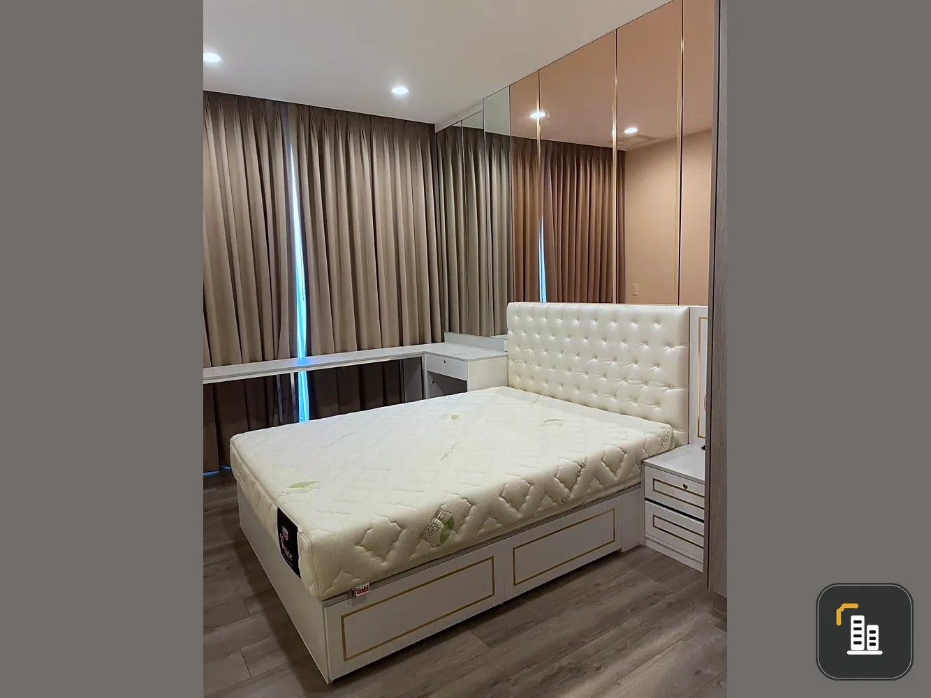 For rent Whizdom Essence 2 bedrooms, 2 bathrooms, 9th floor, comes with amenities, must move in immediately
