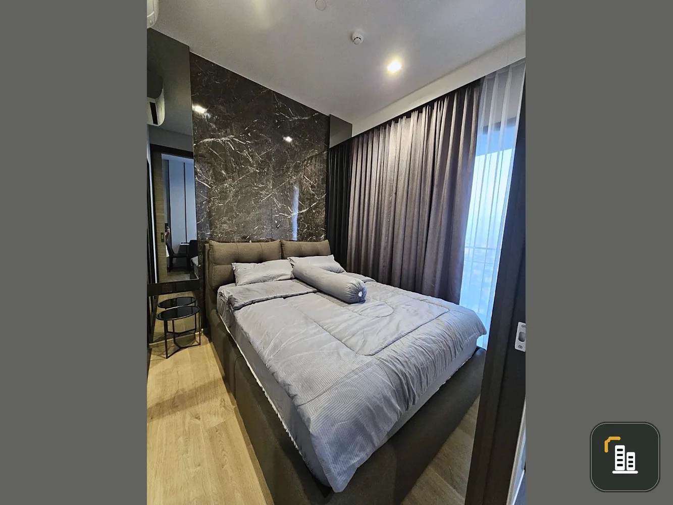 For rent The Crest Park Residences, fully furnished room, ready to move in, complete here, just come and move in, hurry up and reserve.