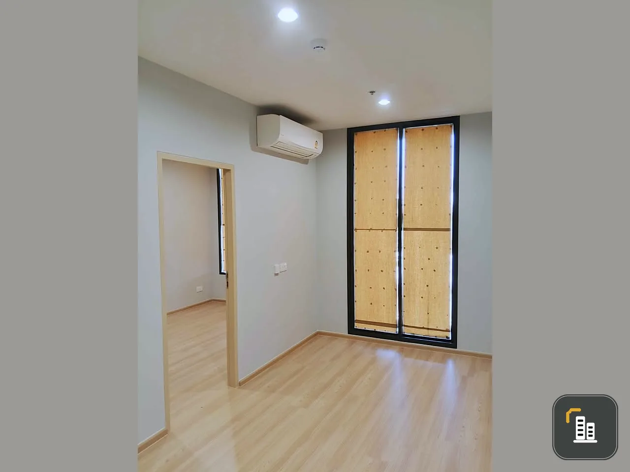 Selling down payment Skyrise Avenue Sukhumvit 64, decorated according to the project, great location, very convenient to travel, must book!!
