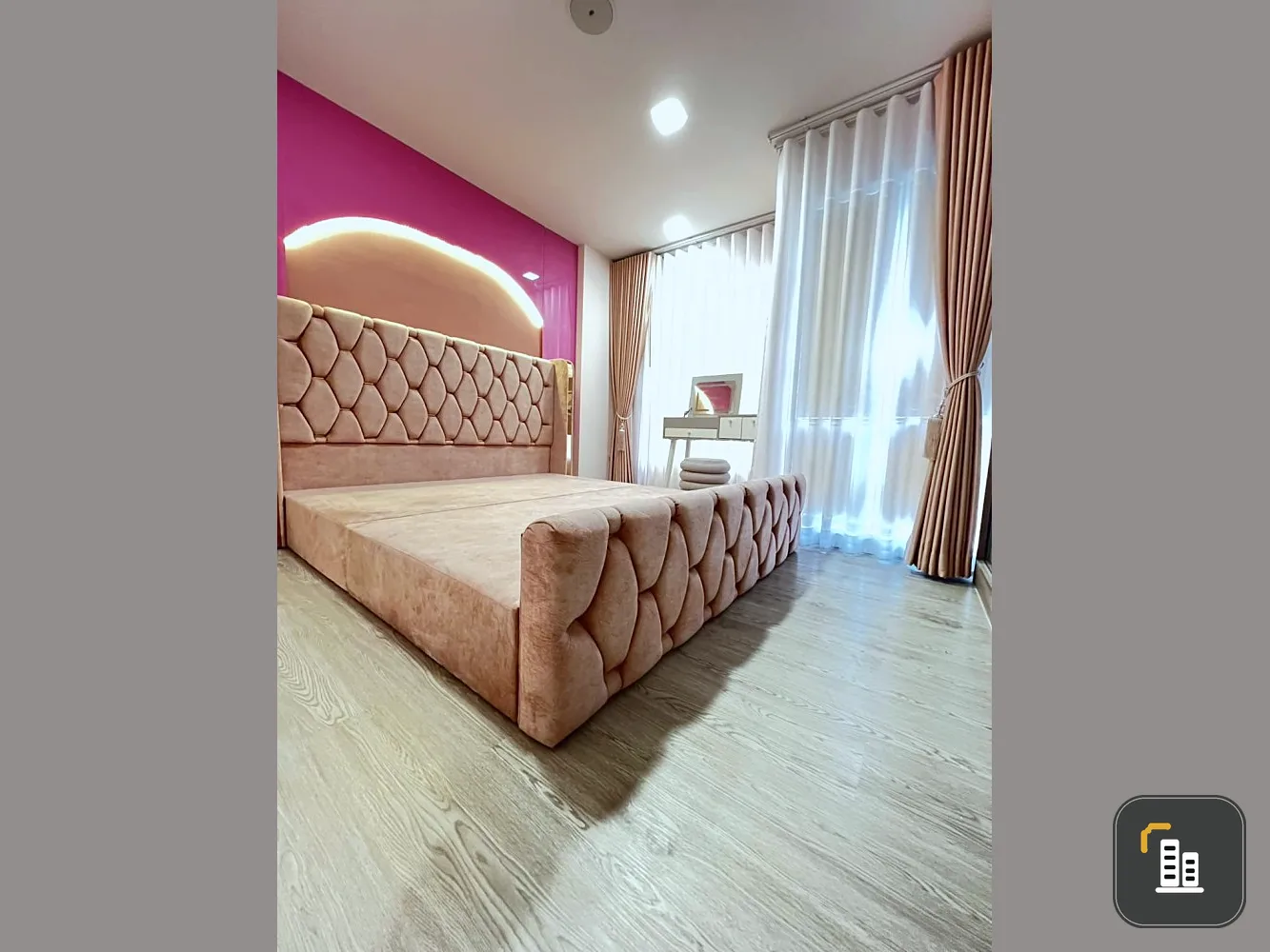 For rent: Kave Town Island, 7th floor, beautiful room, fully decorated, comfortable to live in. I must say that you can't miss it. Reserve now.