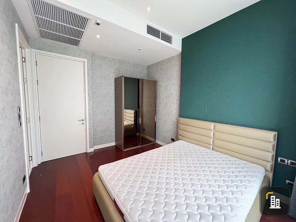 sale or rent! Condo Khun Bai Yu, spacious room, lots of usable space, plus a good price. If you don't reserve, you'll regret it. I'm telling you.