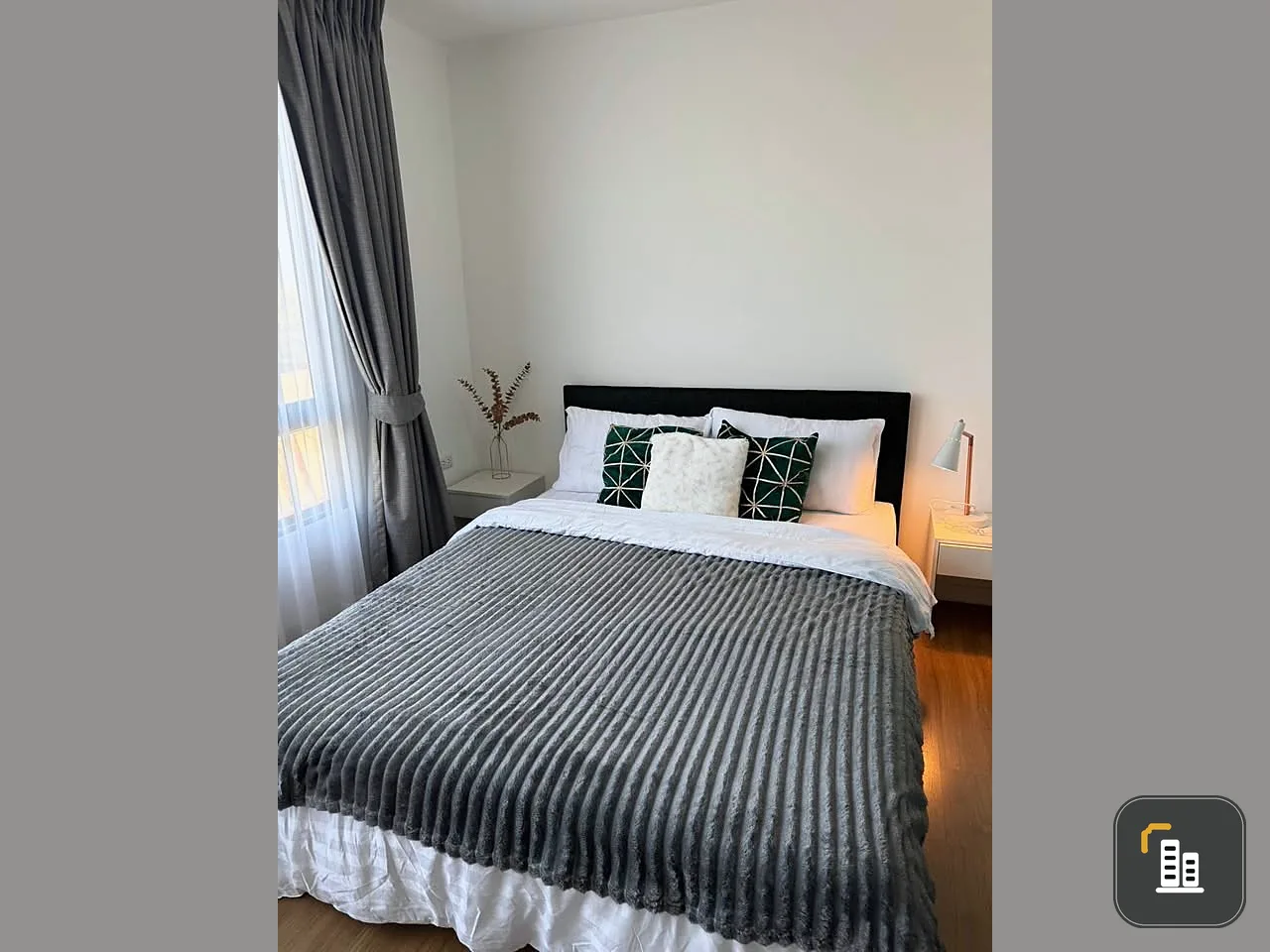 For rent: Icondo Salaya 2, 7th floor, beautiful room, comes with complete furniture and electrical appliances. Book now, don't miss out.