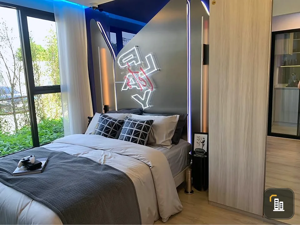 Condo for sale, Origin Play Bang Khun Non, Triple Station, corner room with privacy, good price, book now