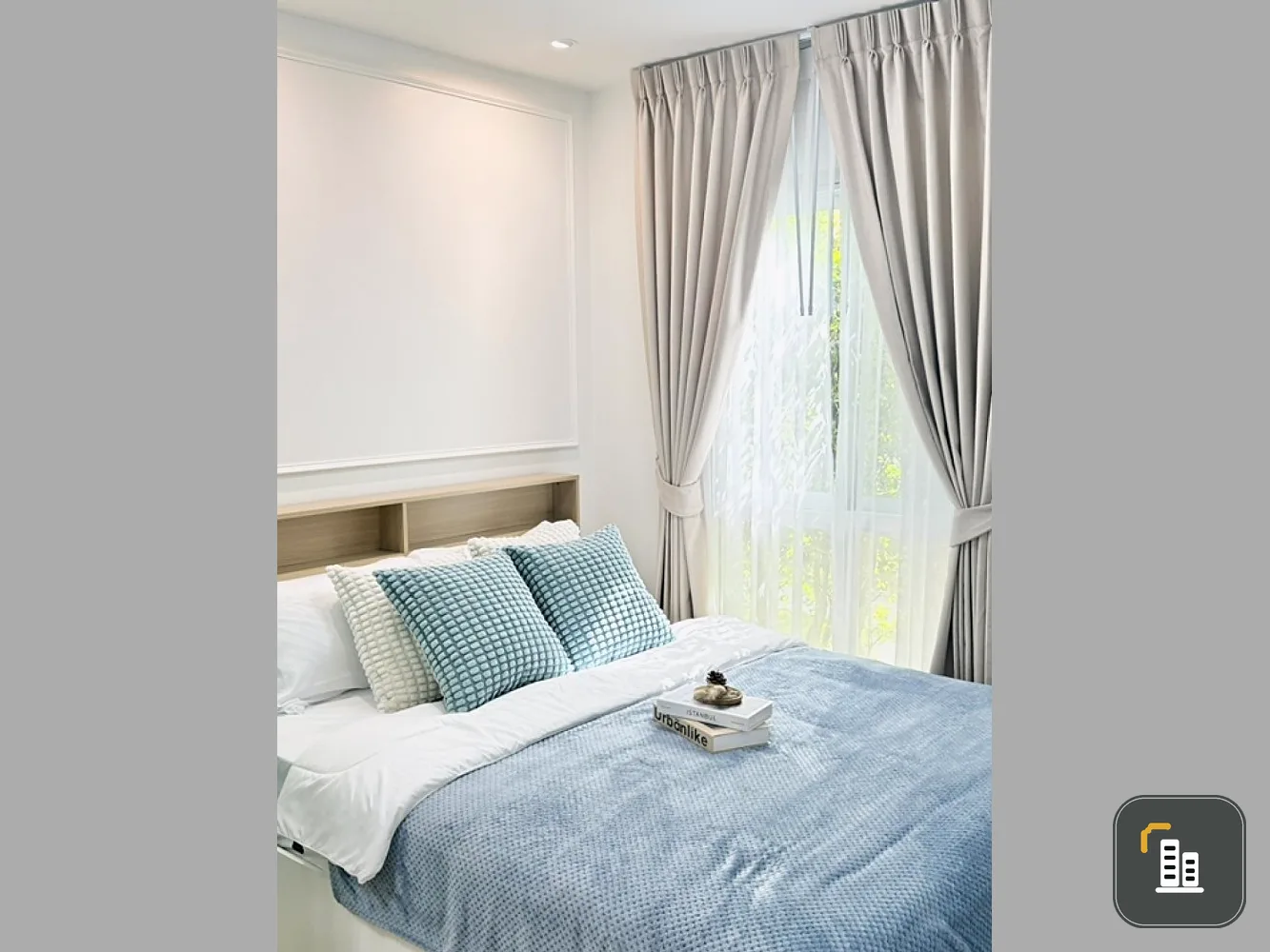 For sale: Plum Condo Chaengwattana Station, corner room, private, fully furnished, reserve now, urgently.
