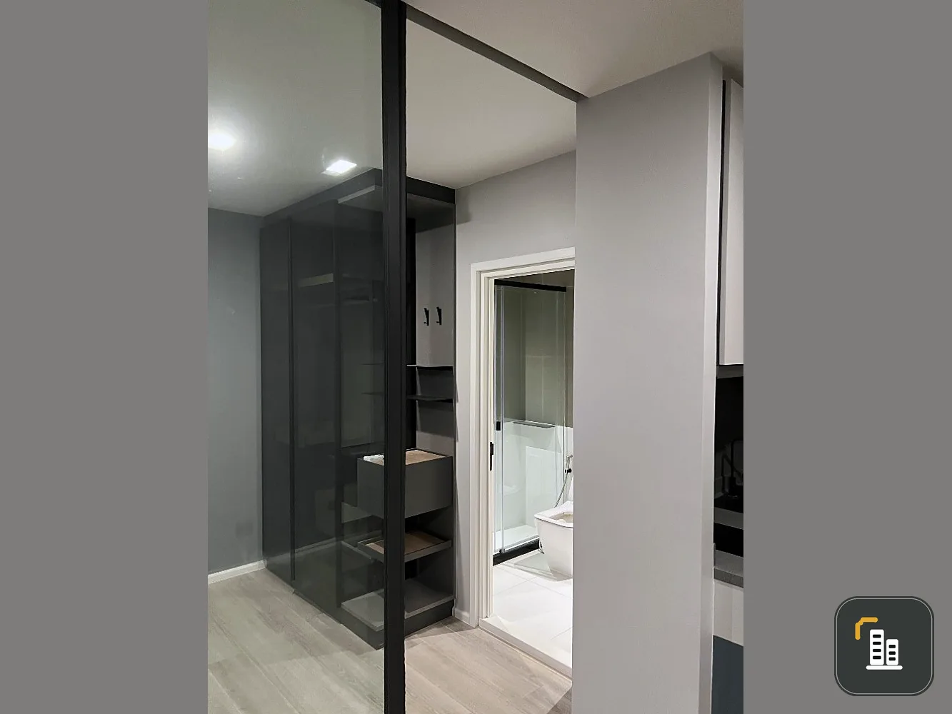 For sale: The Key Rama 3, a good project, a nice location, if you're interested in owning one, hurry up and reserve it. Don't miss out, hurry!