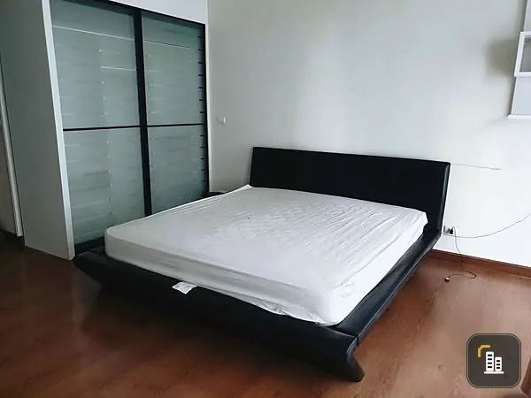 For rent: The Address Siam, Studio room, 7th floor, fully furnished with electrical appliances. Hurry and move in to reserve now.