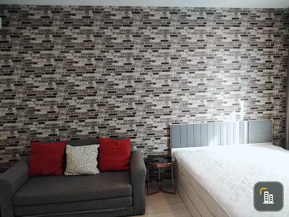 For sale: Ideo Mobi Sukhumvit Eastgate, studio room, wallpaper with a very cool pattern, fully furnished, book now!