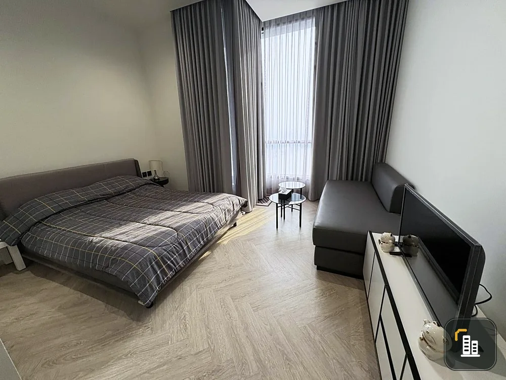 For rent: Chapter Charoen Nakhon-Riverside, very high floor, beautiful view of Asiatique from a beautiful angle, fully furnished, ready to move in