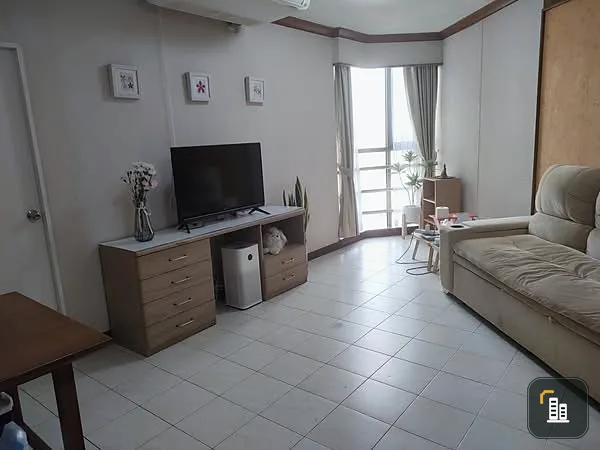 Urgent sale! PST Condo Ville, spacious room, lots of usable space, plus a great price. You must hurry and reserve it.