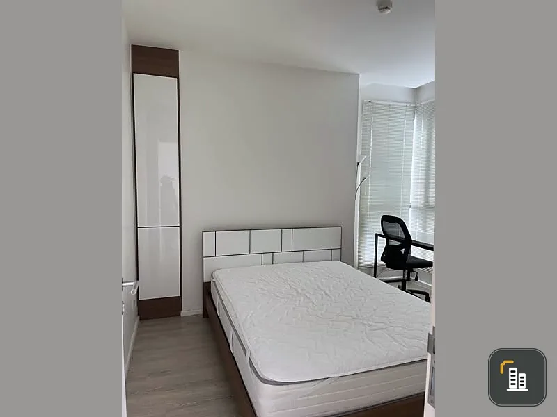 For rent: Quinn Ratchada 17, spacious room, usable area, complete, all in one place, hurry and reserve now, don't miss out.