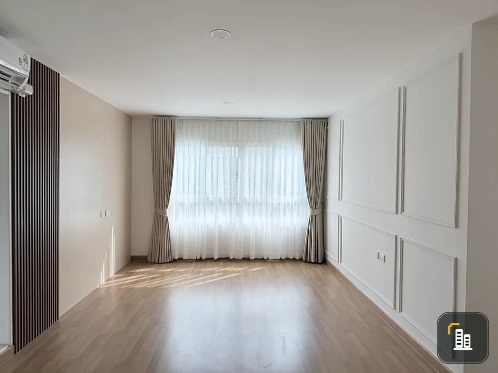 Urgent sale! Condo U Sabai Rama 4 - Kluai Nam Thai, empty room, not too expensive. Those who want to decorate their room, hurry and reserve it.