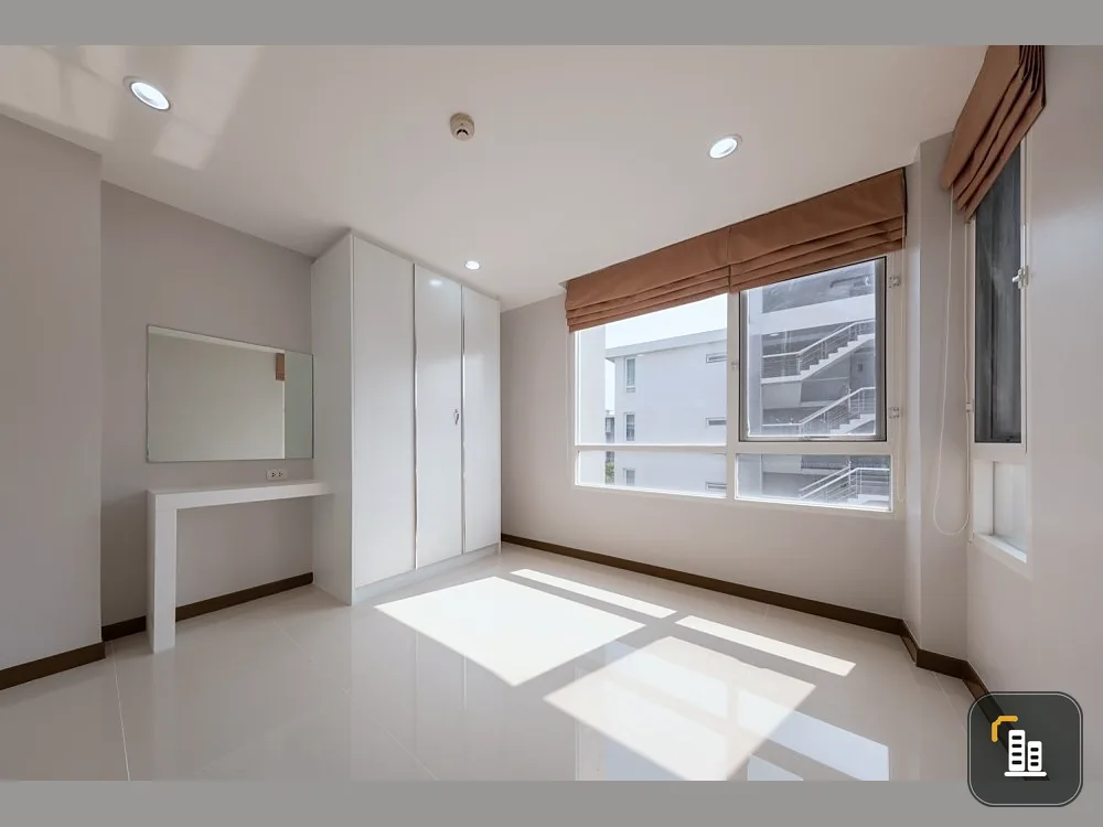 Urgent sale! Condo Element Srinakarin, 2 bedrooms, 2 bathrooms, 6th floor, affordable price. Room decorating lovers, don't miss out.