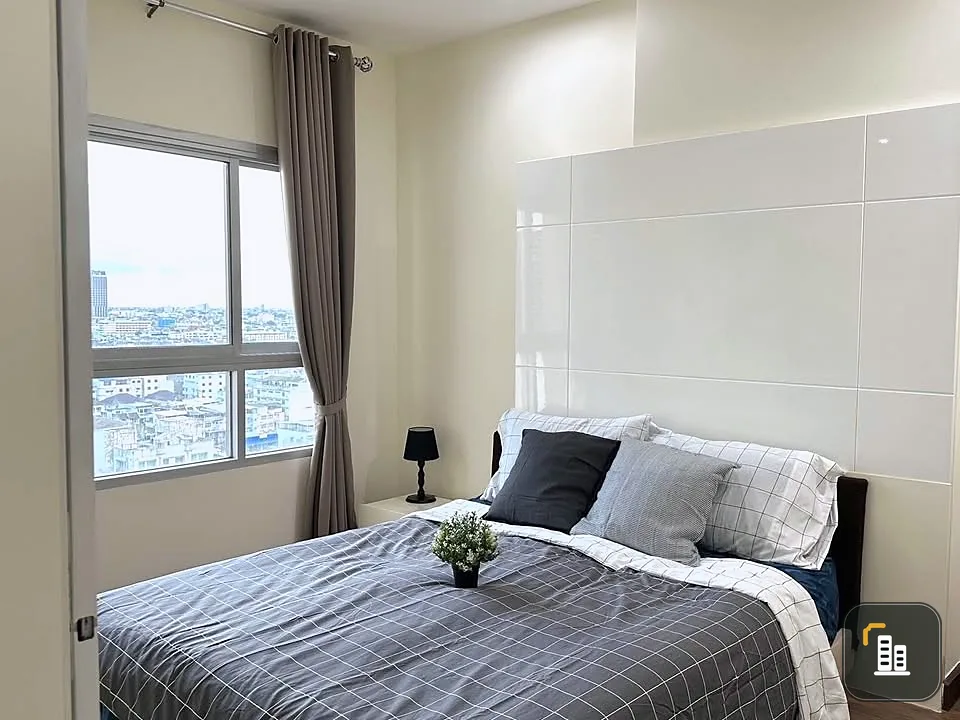 For rent: Q House Sathorn, plenty of usable space, decorated in clean white tones, very clean and pleasing to the eye. Can you not book it?
