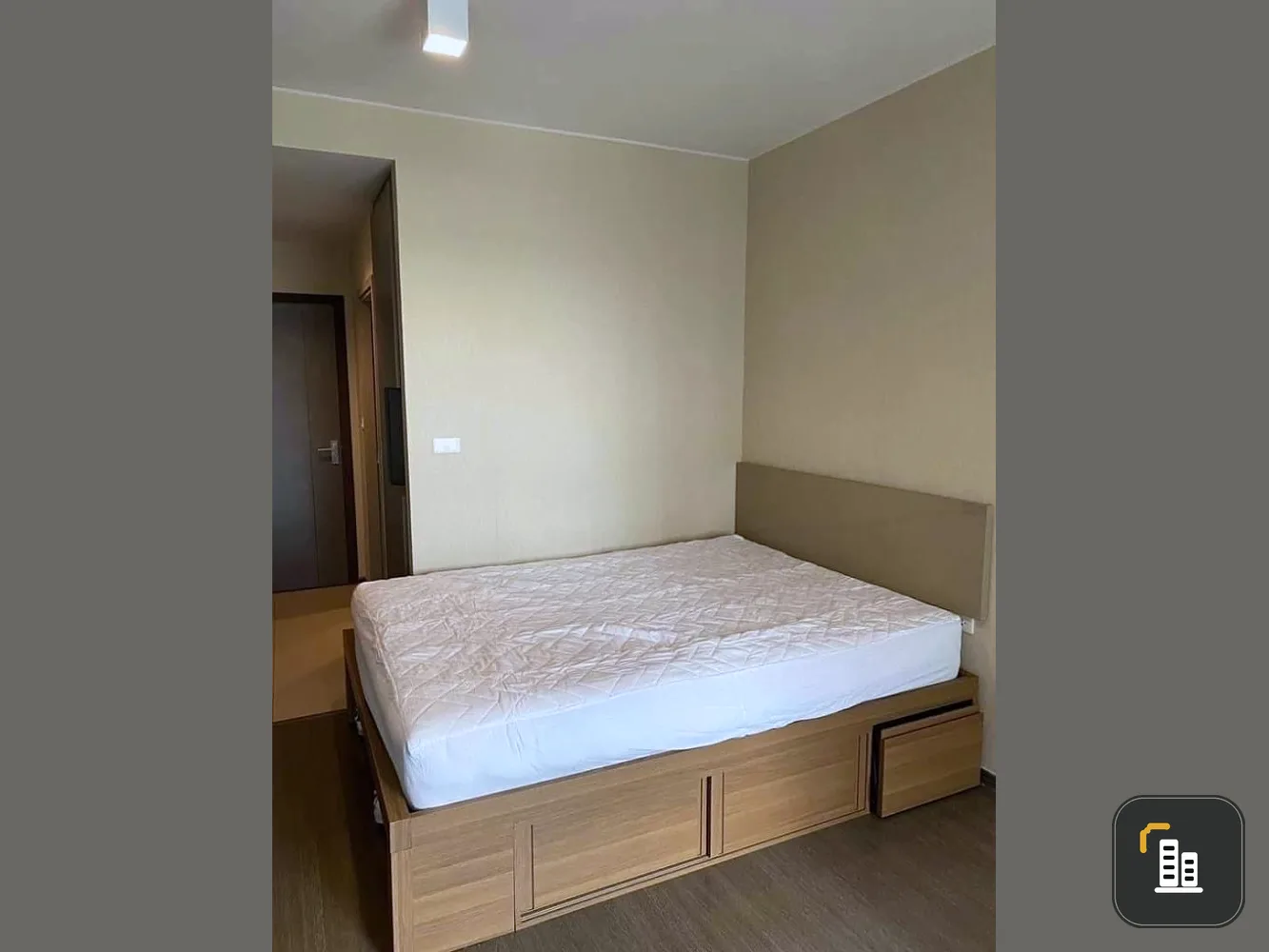For sale: Ideo Sukhumvit 93, 23rd floor, very high, studio room, excellent city view. You can't miss this opportunity to reserve.