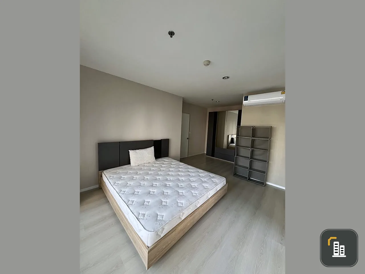 For rent!! Condo Aspire Sukhumvit 48, 3rd floor, Building S, beautiful room, fully furnished, ready to move in, don't miss it!!