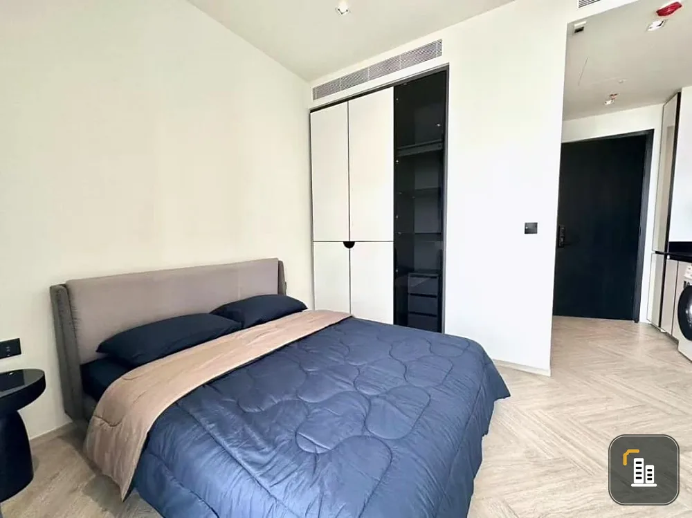 For sale Chapter Charoennakhon Riverside, a nice room on the 27th floor with a river view. I must say that you must hurry and reserve it.