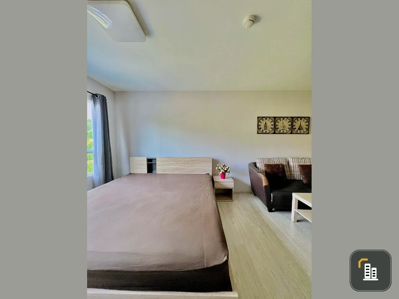 For sale: Aspire Sathorn-Taksin Brick Zone, 4th floor, corner room, natural garden view, fully furnished, nice to live in, reserve now!