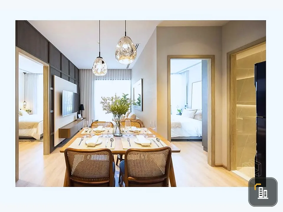 Selling down payment Nue District R9 2 bedrooms, 2 bathrooms, 32nd floor, comes with a very special price. Let me tell you, don't miss it.