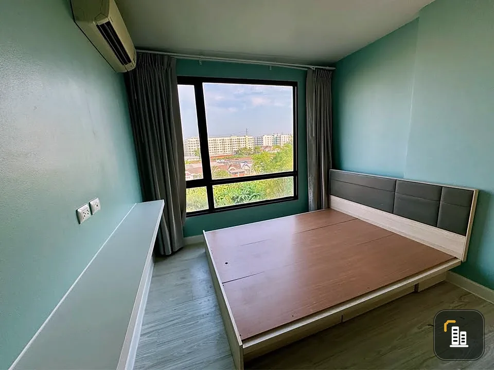 For sale: L-Style Condo, ready to move in, 6th floor, east-facing view, no blockage, great price, come and own it now!