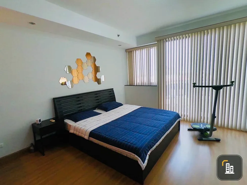 For sale: Supalai Oriental Place Sathorn - Suanplu, very spacious area, 7th floor, convenient and safe entrance and exit. If you're slow, you'll defin