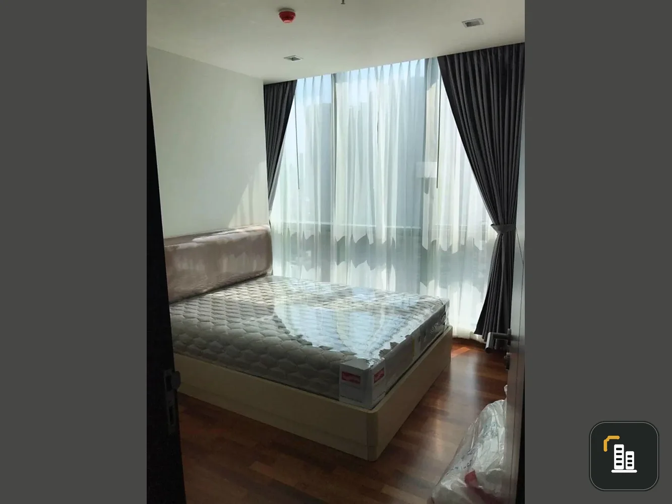 For rent: Wish Signature Midtown Siam, corner room with privacy, great price, hurry and reserve now!
