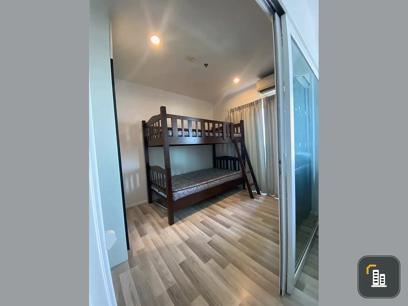 For sale: The Key Sathorn Ratchapruek, room is not hot, quiet, shady garden, fully-fledged common area, hurry and book now.