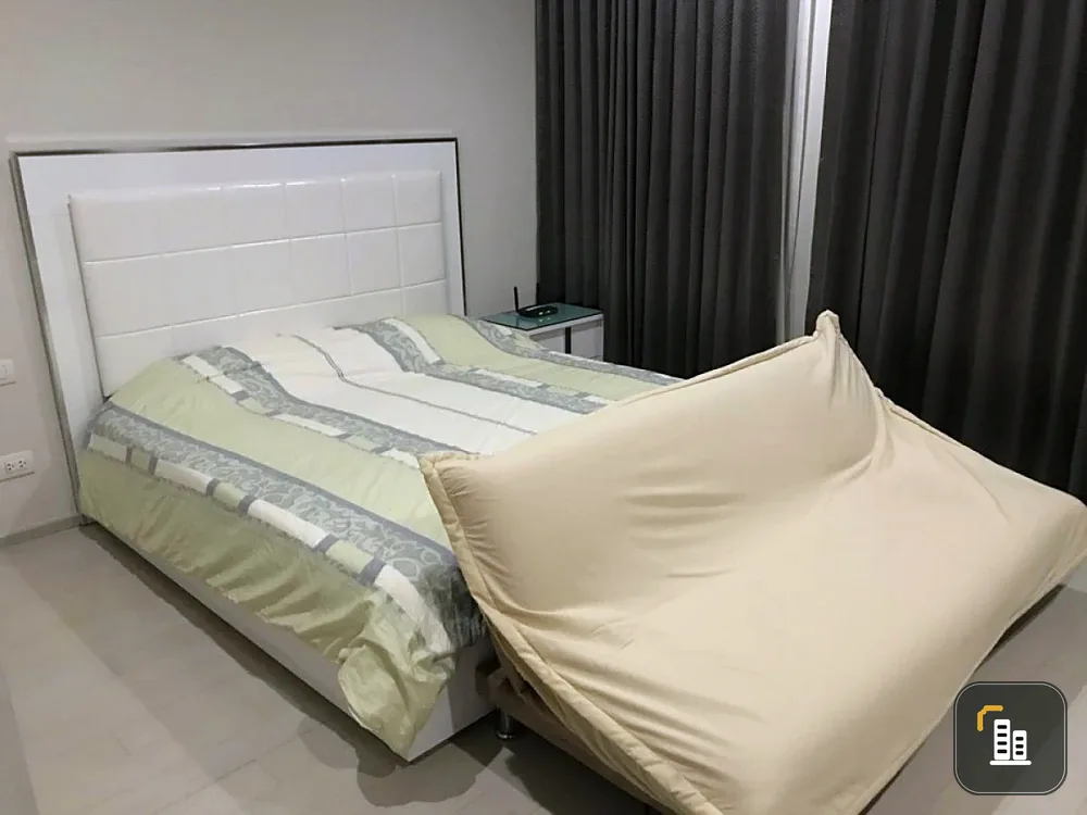 For rent: Noble Ploenjit, 5th floor, spacious room, comfortable, fully furnished, book now.
