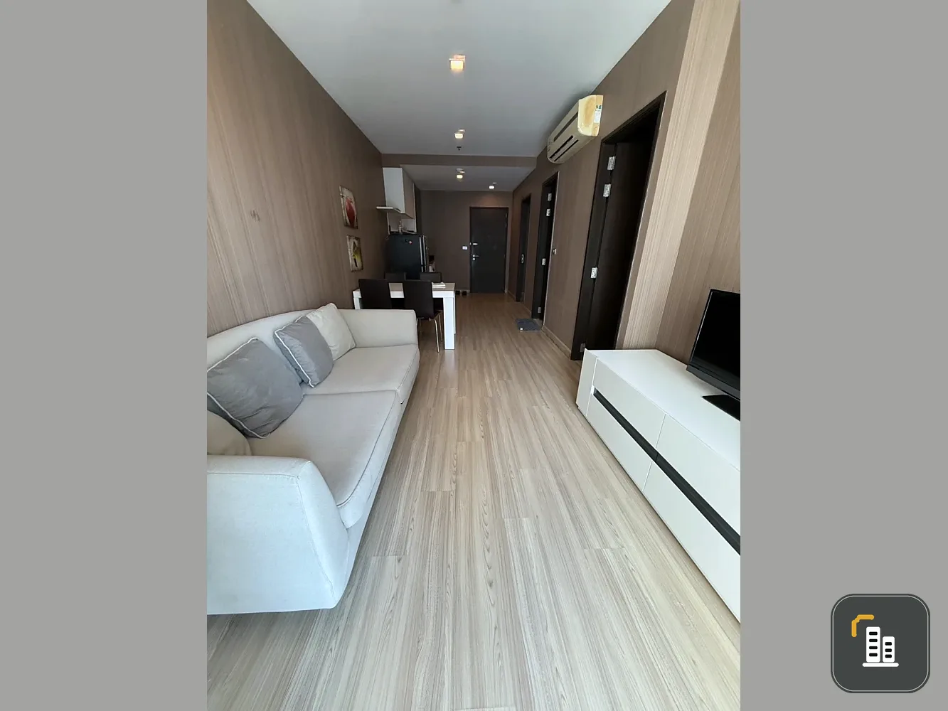 Condo for sale, Skywalk and Wells Residence, 21st floor, very high, fully furnished, ready to move in, reserve now!!