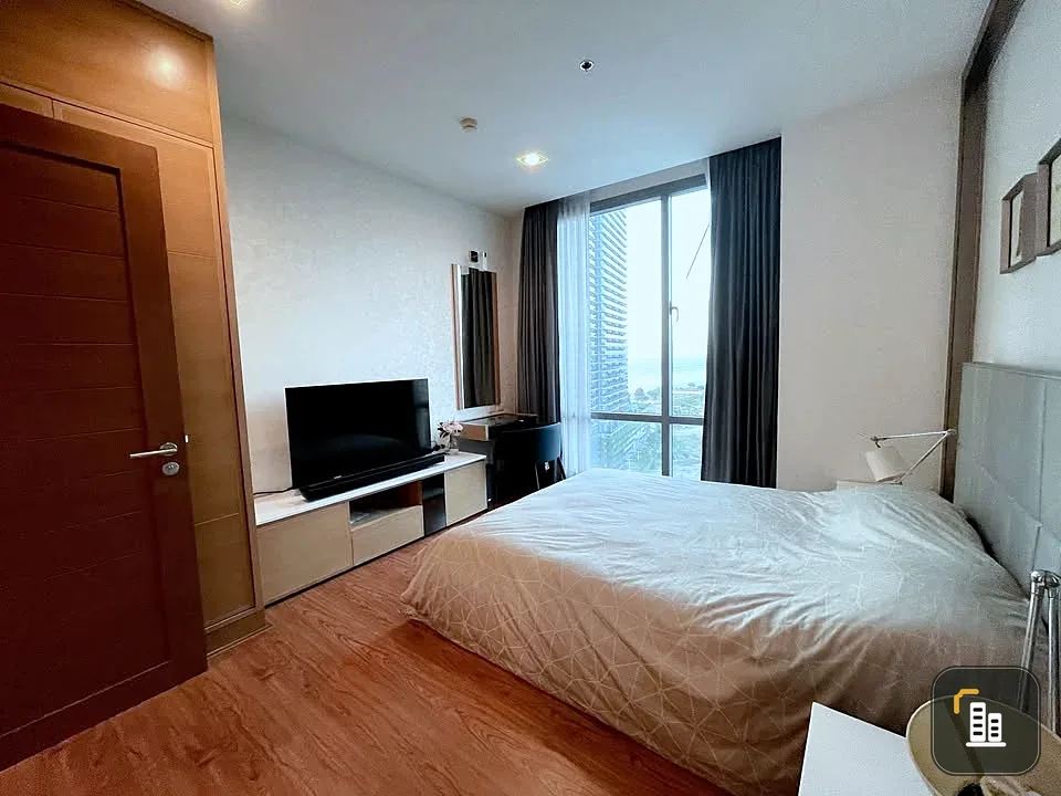 For rent Casalunar Paradiso Condominium, spacious room, lots of usable space, everything is complete here, hurry and move in.
