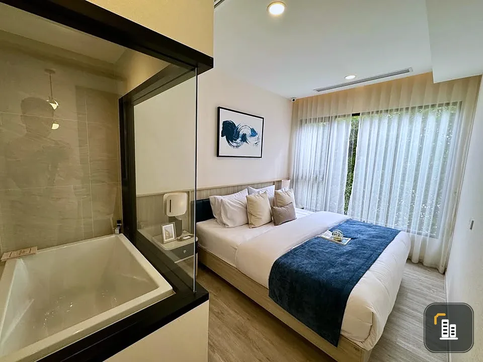 Selling down payment Origin Place Bangna 1 Bed 1 Bath 24th floor, good view, not hot, must hurry to reserve now.