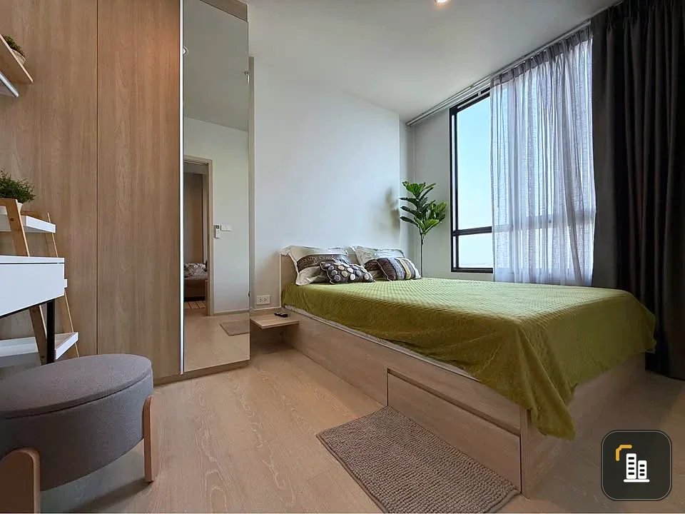 For rent: Nue Mega Plus Bangna, very good location, not hot all day, very high floor, beautiful view, can't miss it.