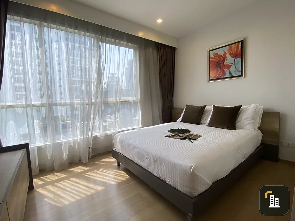 For rent: HQ Thonglor, beautifully decorated room, 16th floor, high view, convenient and complete here. Hurry and book now.