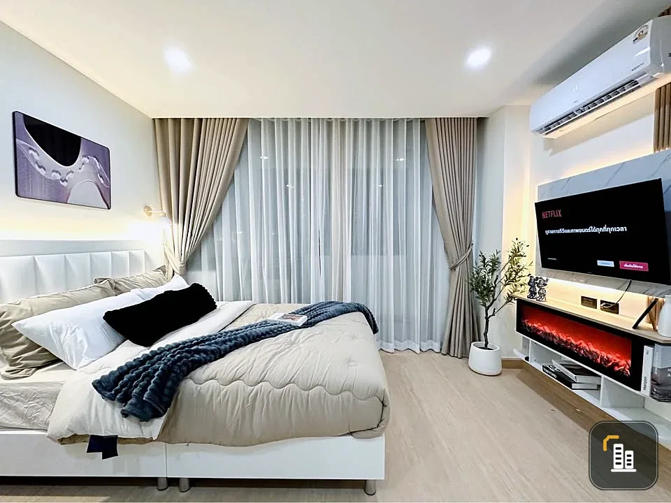 For sale: Ratchada Prestige Lat Phrao 48, a condo near the BTS, beautifully decorated, unique, worth the price, ready to move in.